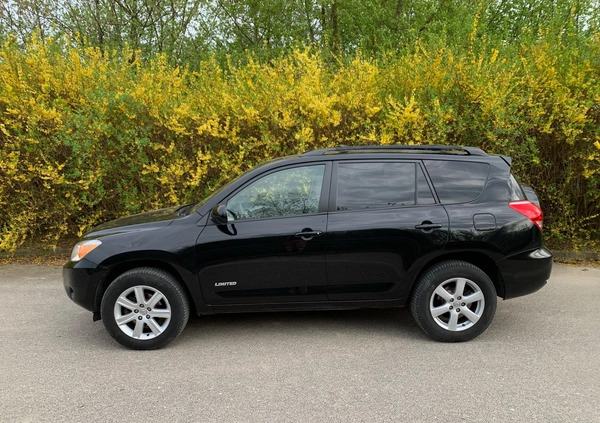 Toyota RAV4 cena 39900 przebieg: 140000, rok produkcji 2006 z Szczucin małe 154